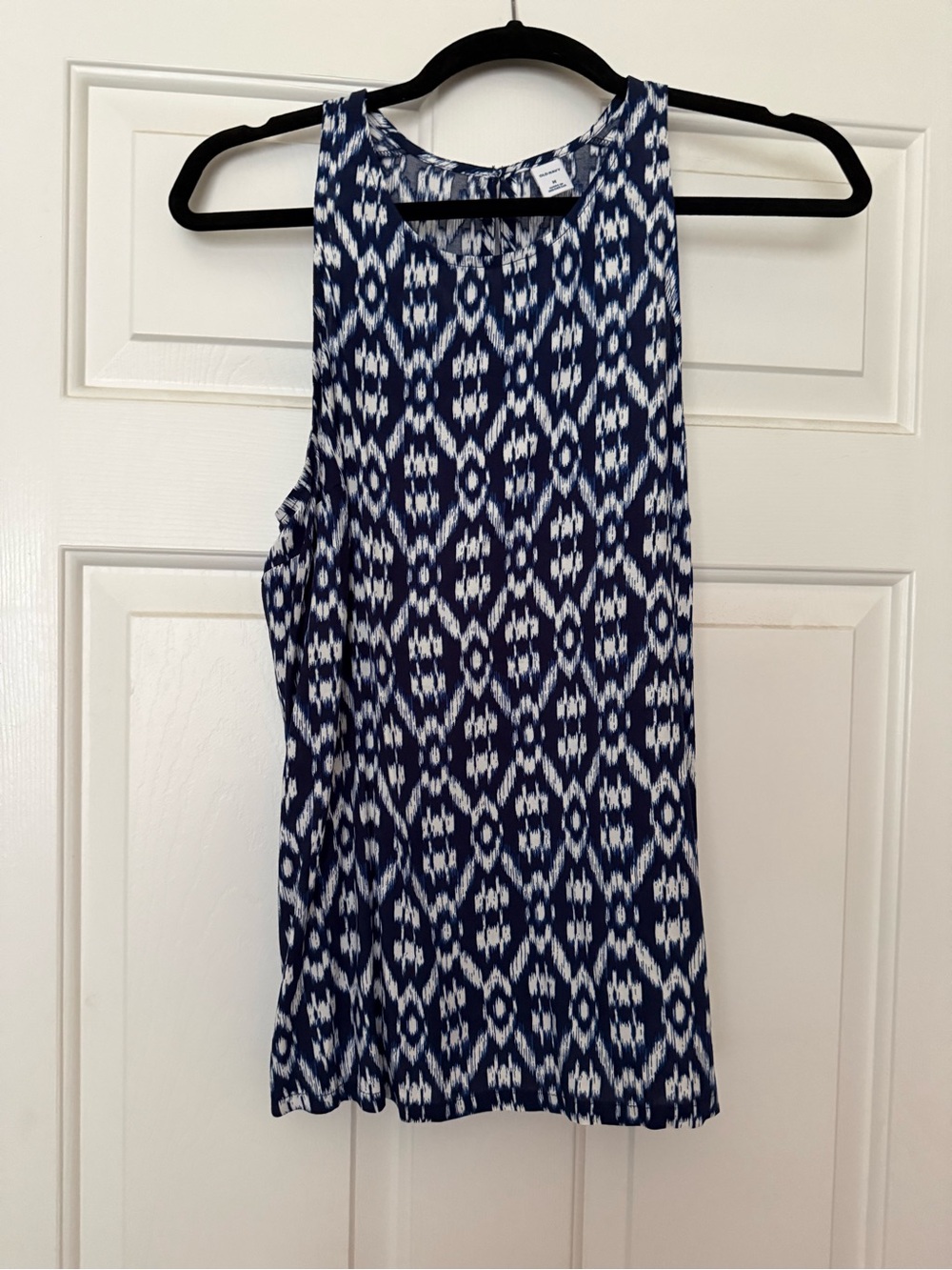 Old Navy Navy & White Geometric Tank Top